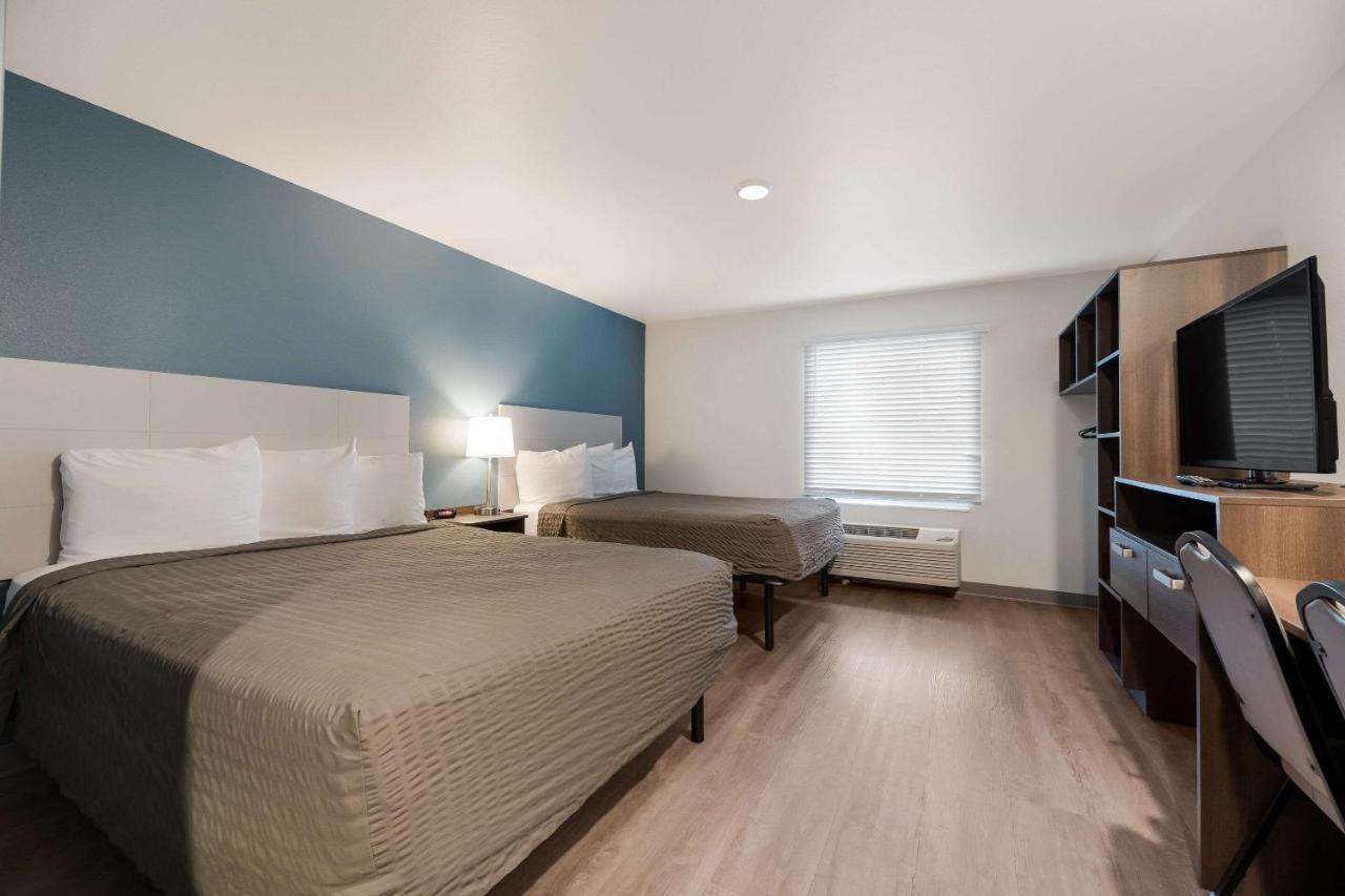 Woodspring Suites Phoenix-Deer Valley Bagian luar foto
