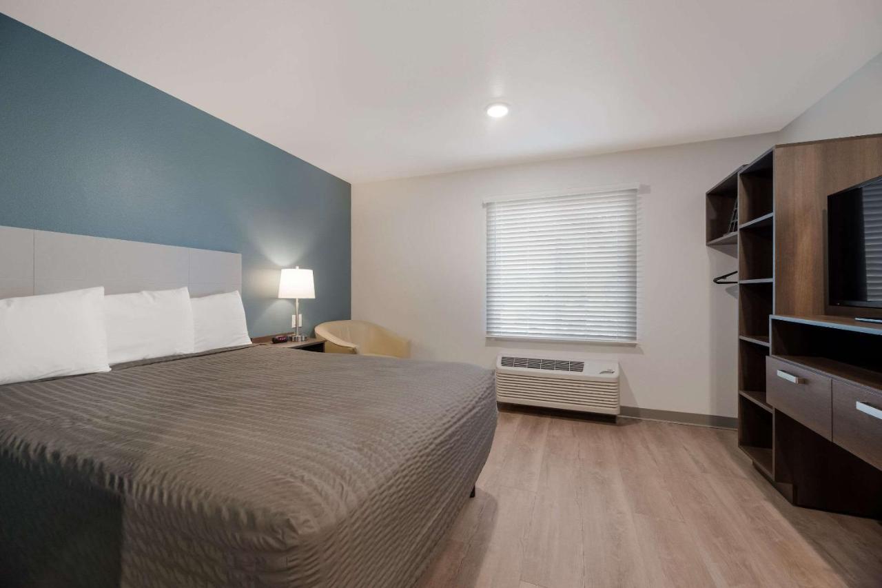 Woodspring Suites Phoenix-Deer Valley Bagian luar foto