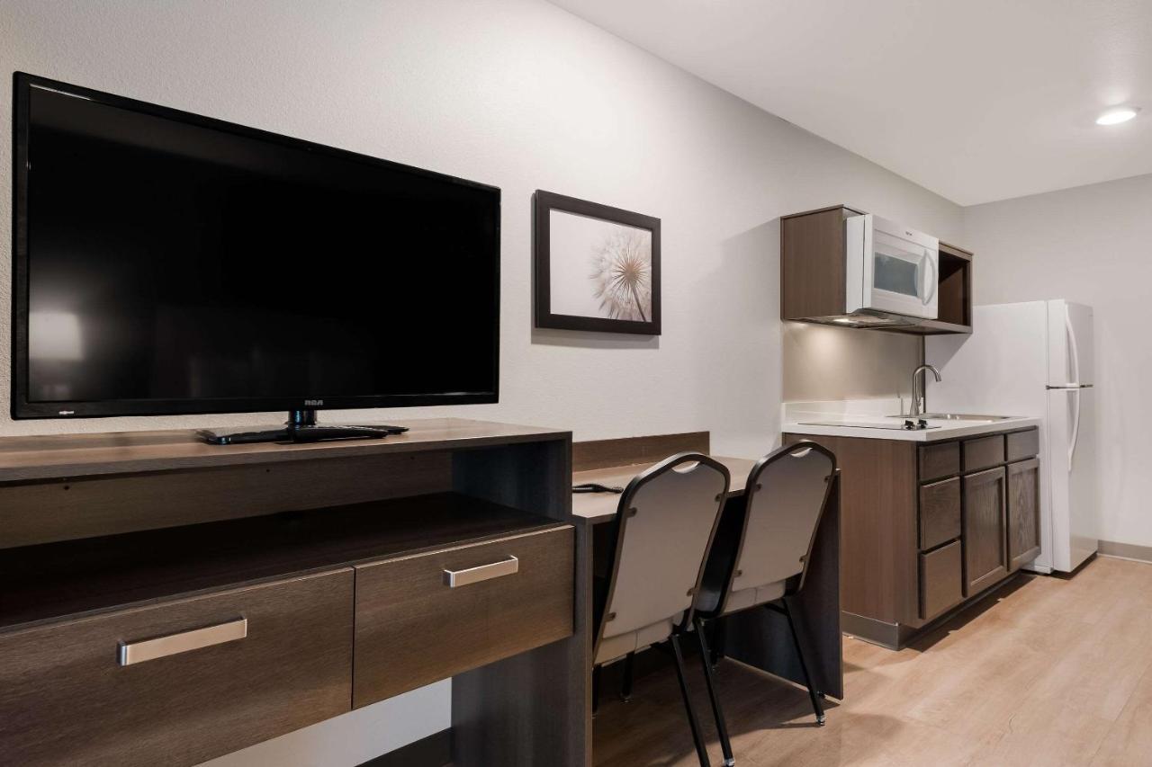 Woodspring Suites Phoenix-Deer Valley Bagian luar foto