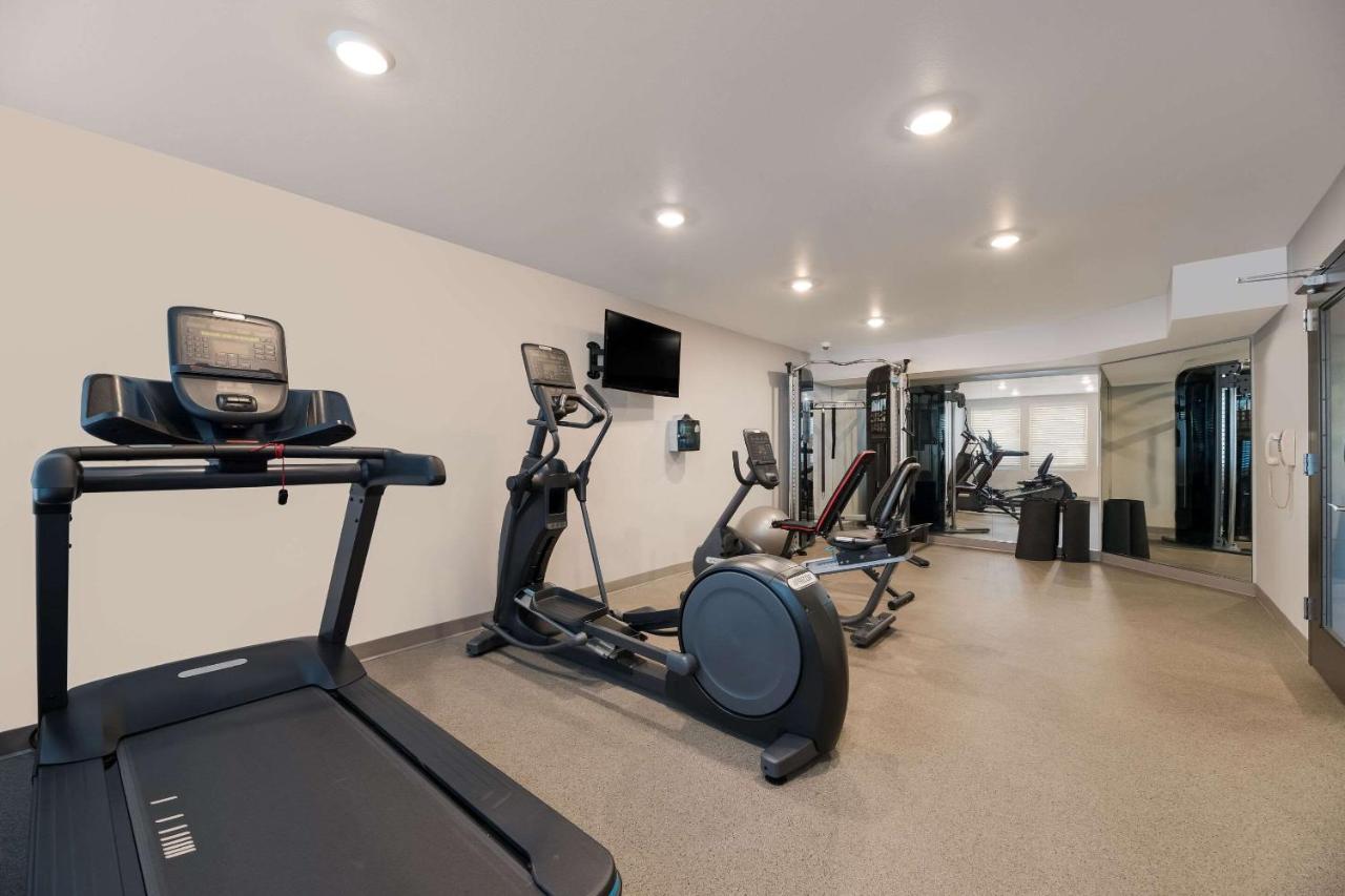 Woodspring Suites Phoenix-Deer Valley Bagian luar foto